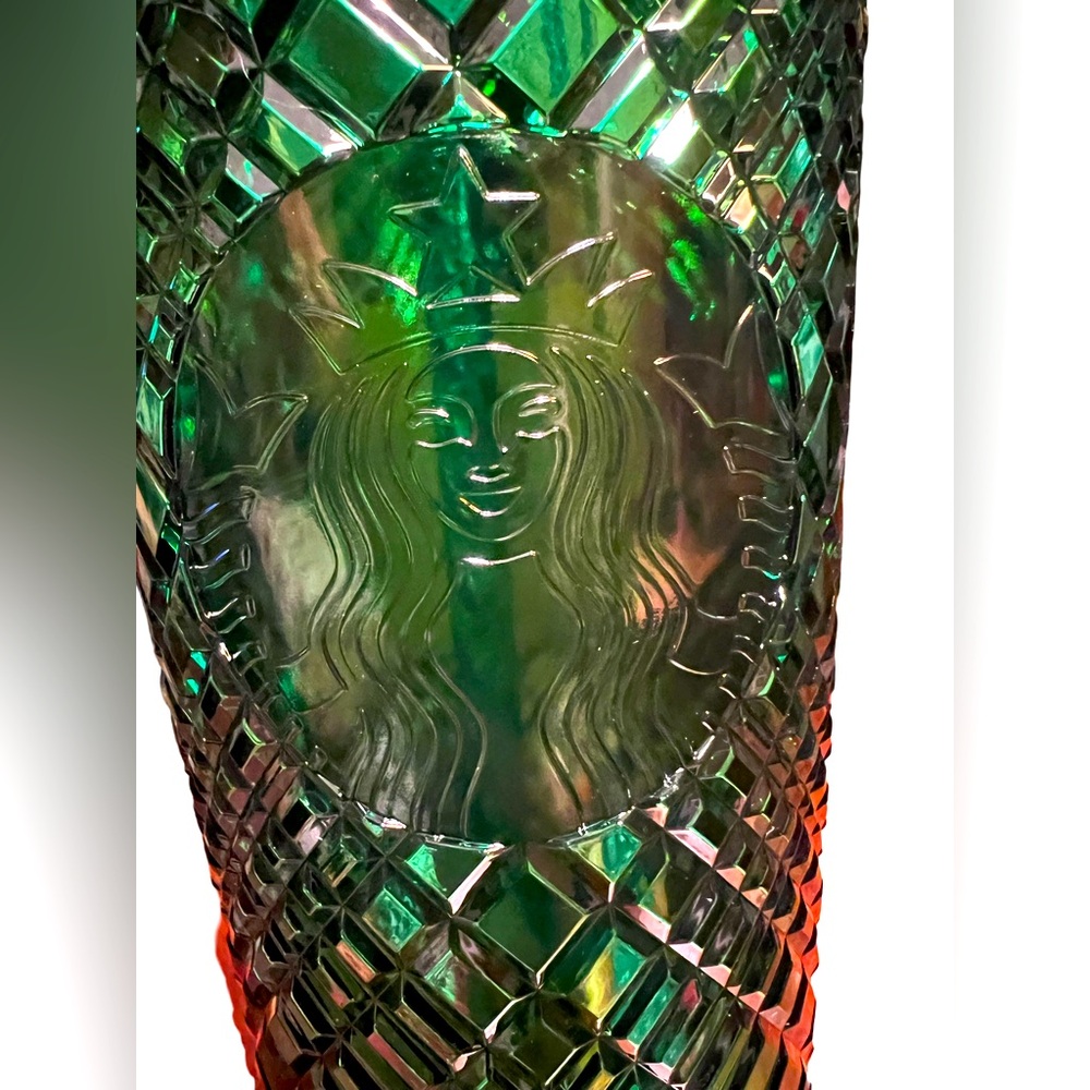 Starbucks NWT Wicked Emerald City Limited Edition Green Gemstone Cup & Keychain - Picture 9 of 15